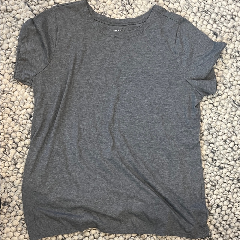 Torrid Gray Short Sleeve Tee